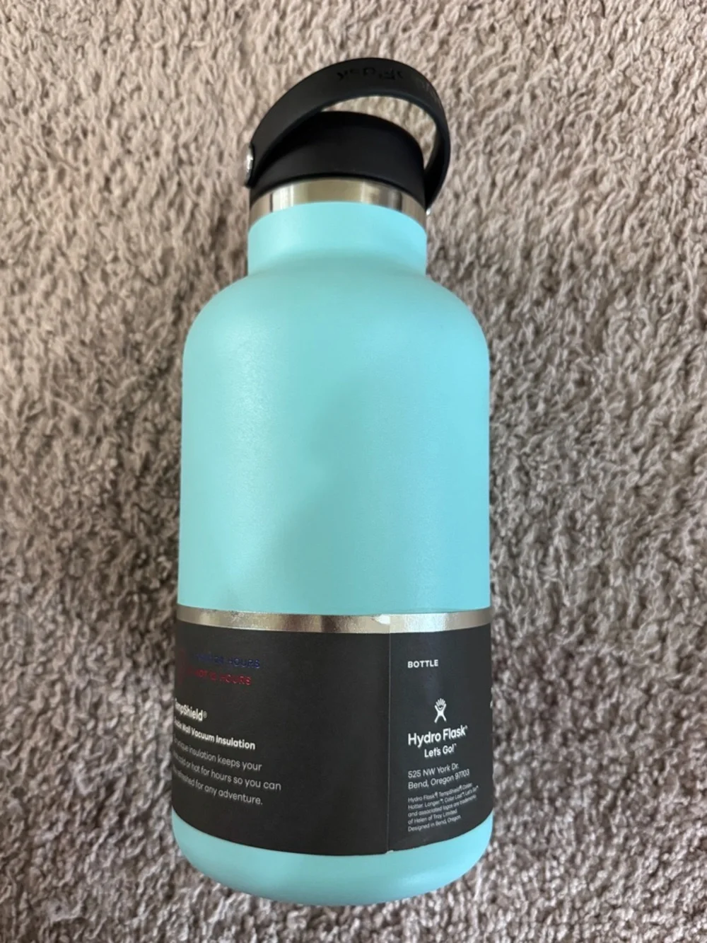 Hydro Flask 64oz 1.9liter Alpine Water Bottle